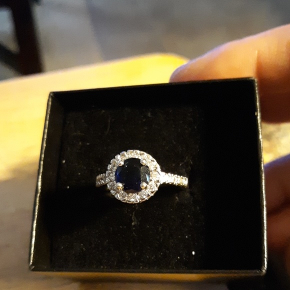 Jewelry - Ring